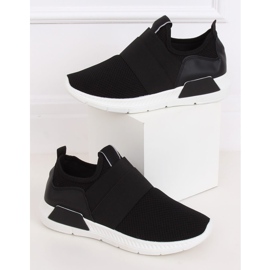 Musta 7786-Y Mustat urheilukengät 1