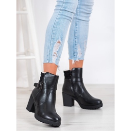 J. Star Mukavat eko-nahkaiset saappaat musta 1