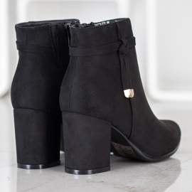 Tyylikkäät VINCEZA -saappaat musta 1