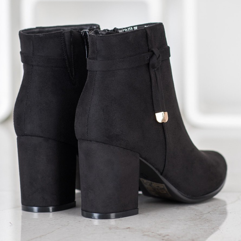 Tyylikkäät VINCEZA -saappaat musta 1