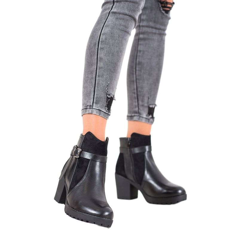 J. Star Mukavat saappaat lavalla musta 1