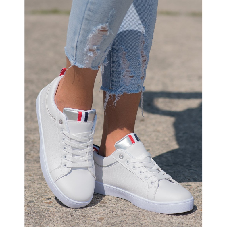 SHELOVET Tyylikkäät lenkkarit Eco -nahalla valkoinen 2