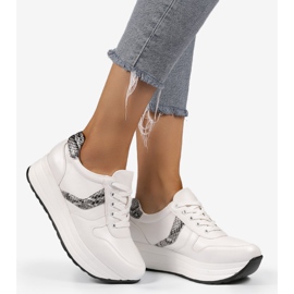 Valkoiset urheilukengät, BK-20 lenkkarit valkoinen 2