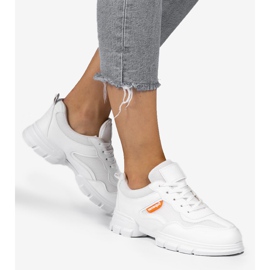 Valkoiset muodikkaat urheilukengät C051 valkoinen 1