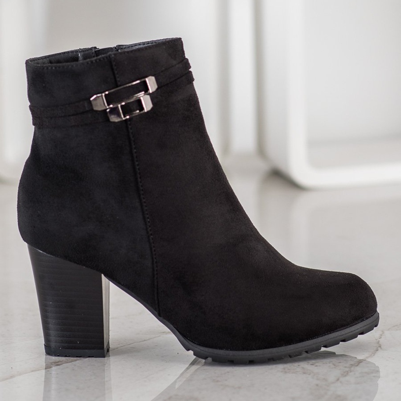 Goodin Mustat saappaat koristeellisella vyöllä 2