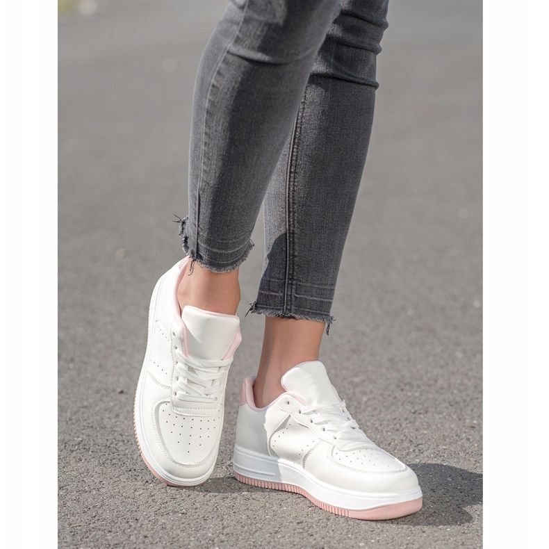 SHELOVET Tennarit alustalla valkoinen 2