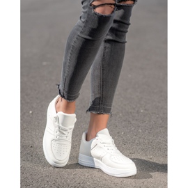 SHELOVET Tennarit alustalla valkoinen 1