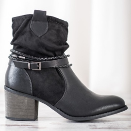 Goodin Lehmätytöt koristeellisilla raidoilla musta 2