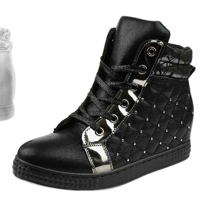 Mustat lenkkarit kiilassa R468-2 1