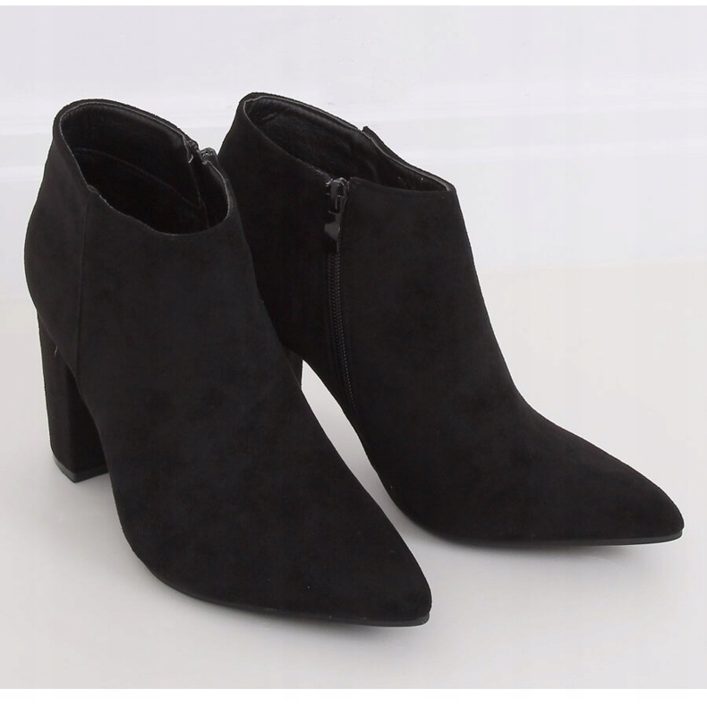 Kengät pylvässä musta G-7668 musta 2