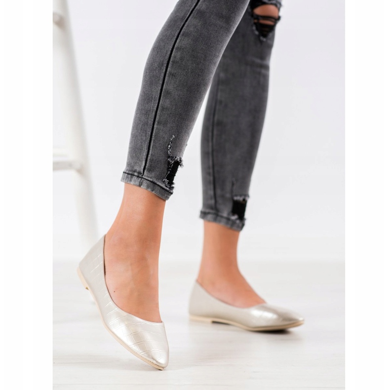 Weide Ballerina Spitzissä beige 1