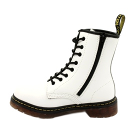 Valkoiset saappaat Mckey GL429 WH valkoinen musta 1