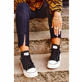 Naisten urheilukengät GOE Black GG2N3062 musta 2