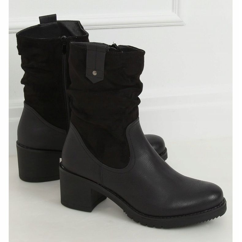 Mustat korkokengät J19-51 Musta 1