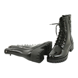 M.Daszyński Black Workers Daszyński MR1813-31 musta 3