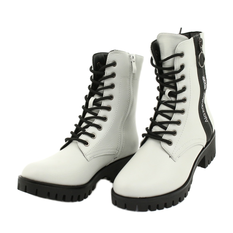 M.Daszyński Harmaat puutyöläiset Daszyński MR1813-31 musta 2