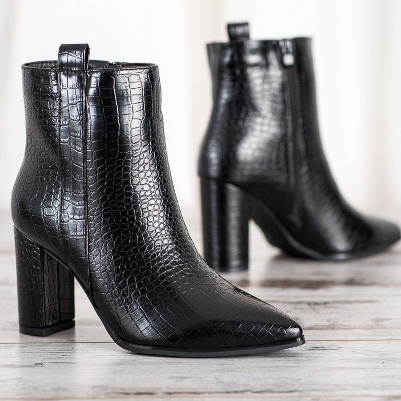 Seastar Tyylikkäät saappaat kuvioinnilla musta 2