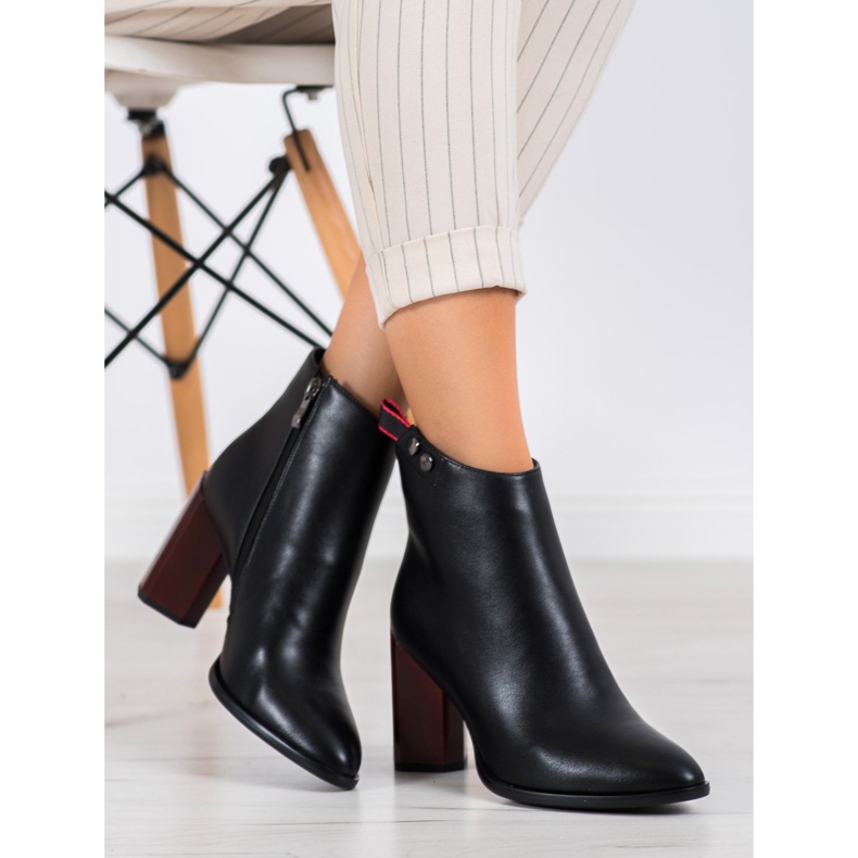 Filippo Saappaat koristepostissa musta punainen 2