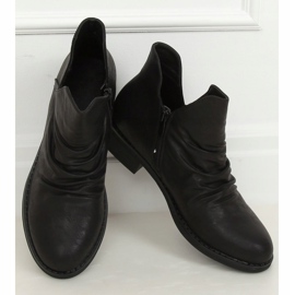 Mustat saappaat, joissa on aukko, musta ST-22P musta 1