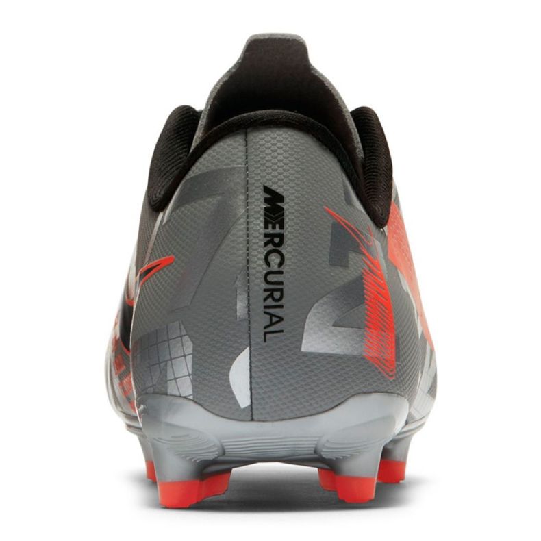 Nike Vapor 13 Academy Mg Jr AT8123-906 jalkapallokengät harmaa 2