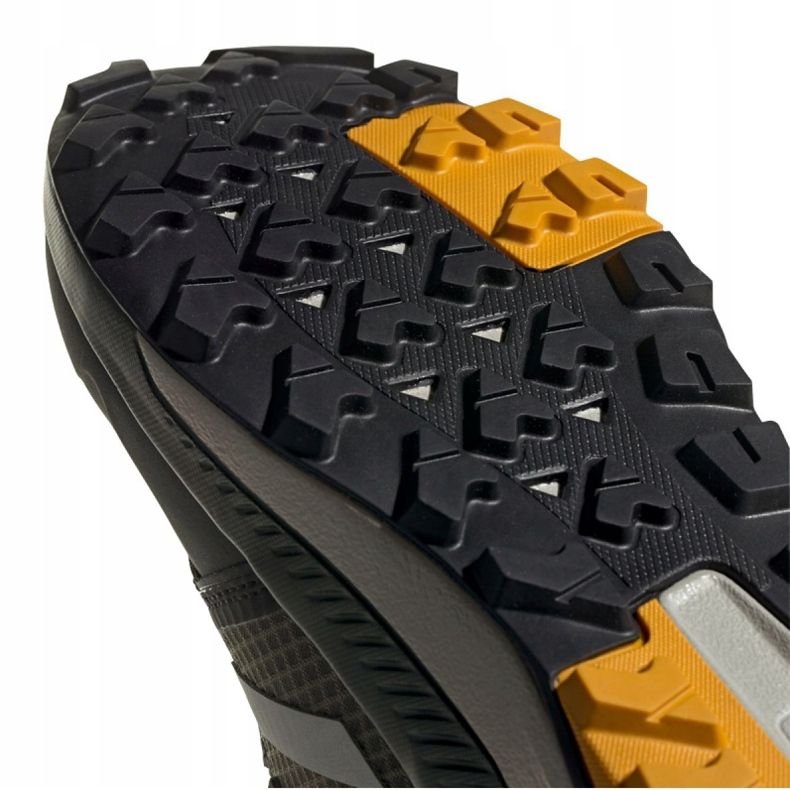 Adidas Terrex Trailmaker Mid Cold.Rdy M FV6887 kengät musta monivärinen 1