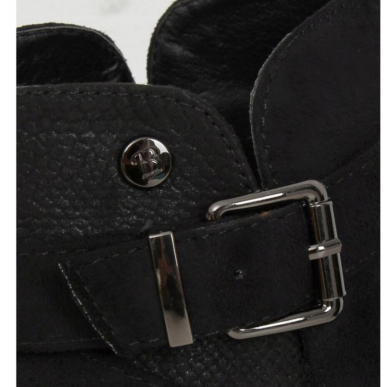 Mustat CM-8M5 Mustat korkeapohjaiset saappaat 1