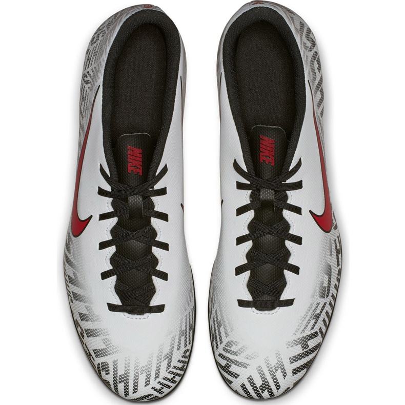 Nike Mercurial Vapor 12 Club Neymar Mg AO3129 170 jalkapallokengät 1