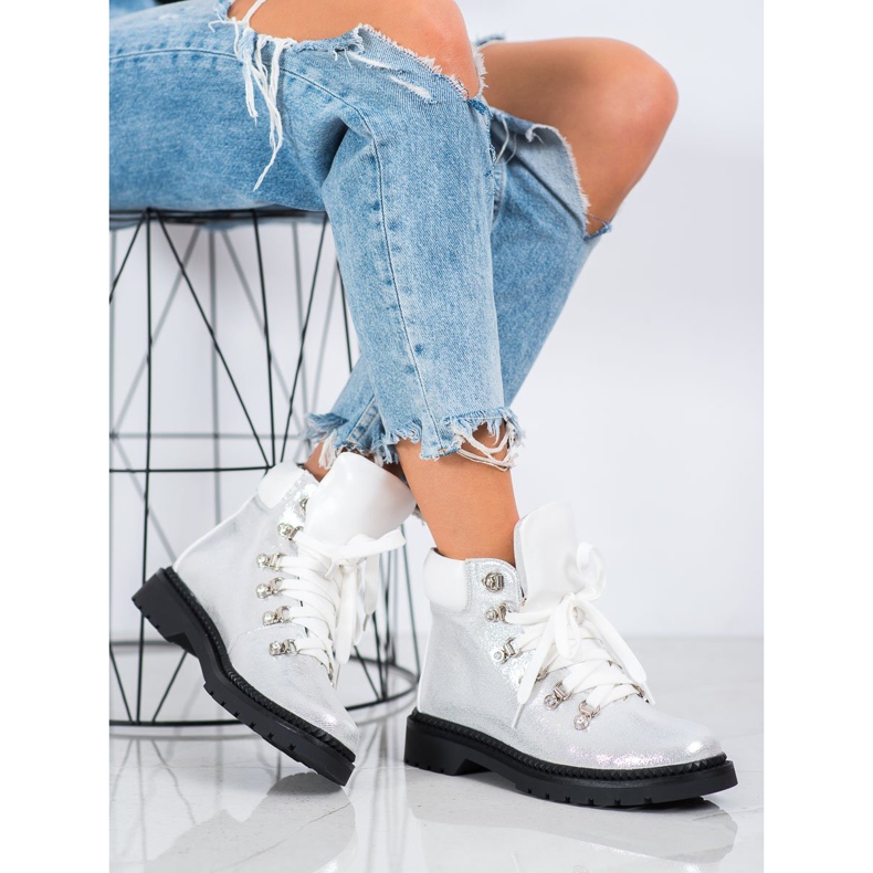 Bello Star Hopeametsästäjät valkoinen 1