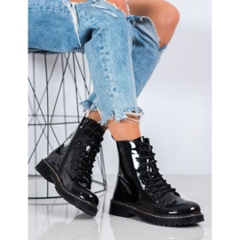 Small Swan Lakatut työntekijät musta 1