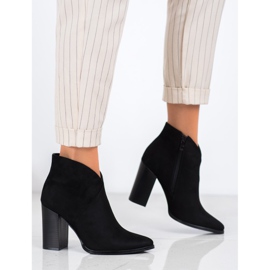 Filippo Tyylikkäät saappaat postauksessa musta 1