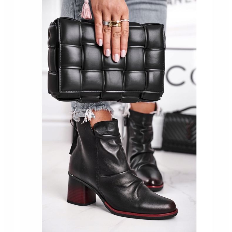 Naisten saappaat korkokenkiä Maciejka musta 04757-01 2