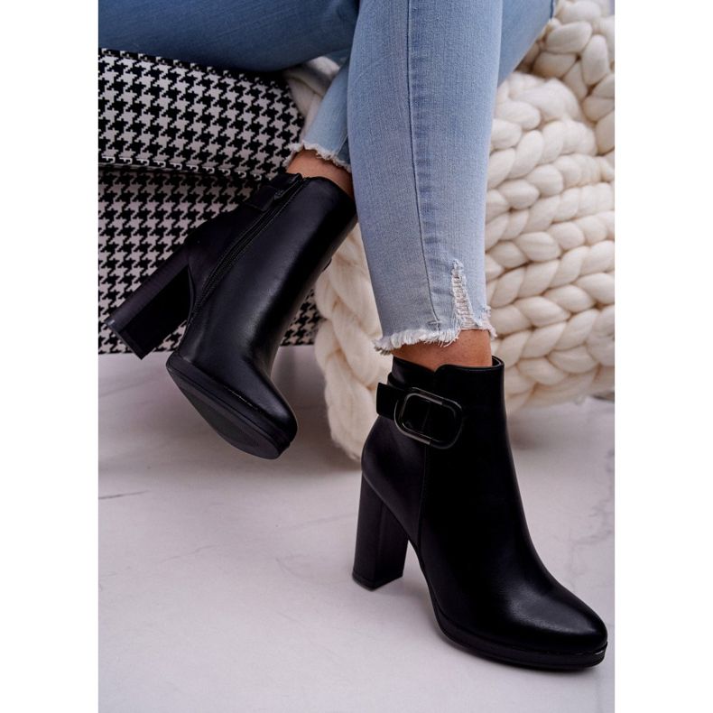 SEA Naisten saappaat korkokenkällä Black Mastor musta 2