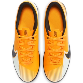 Nike Mercurial Vapor 13 Club Tf AT7999 801 jalkapallokengät oranssi oranssi 1