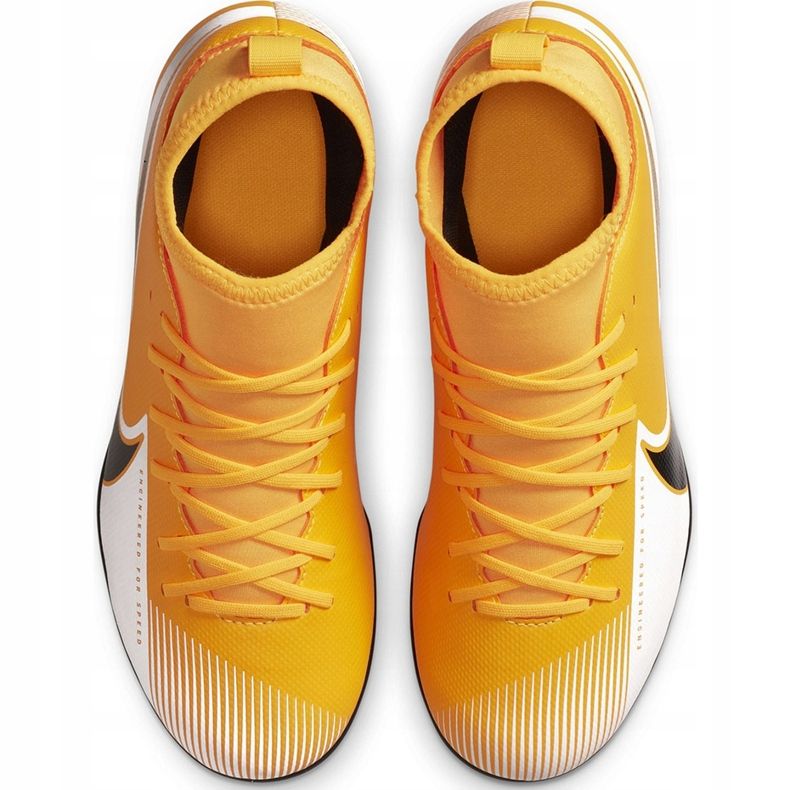 Nike Mercurial Superfly 7 Club FG / MG Junior AT8150 801 jalkapallokengät oranssi keltainen 1