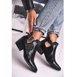 FB1 Naisten saappaat korkokenkä solki musta Rontra 2