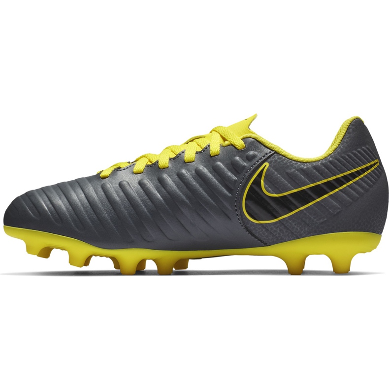 Nike Tiempo Legend 7 Club Mg Jr AO2300 070 jalkapallokengät musta harmaa 1