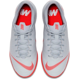 Nike Mercurial Vapor X 12 Academy Ic Jr AJ3101 060 jalkapallokengät valkoinen harmaa 1
