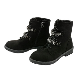 Mustat saappaat koristeellisilla Ginoraya -raidoilla 2