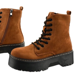 Cataelan ruskeat pitsiset mokkanahkaiset saappaat 1