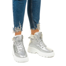 Heiden hopeiset eristetyt lenkkarit hopea 1