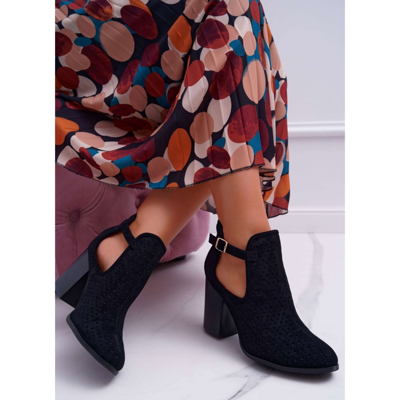 Bellucci Naisten saappaat kantapäässä, aukko, jossa leikkaukset Musta GoodDay 2