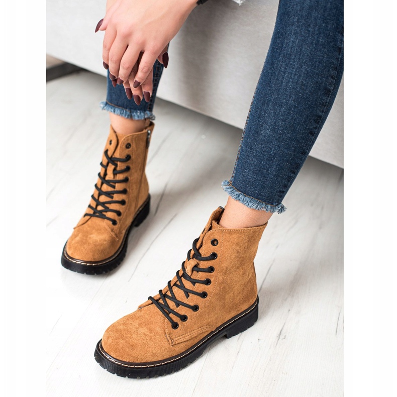 Small Swan Kamelin mokkanappurit ruskea 1 Small Swan Kamelin mokkanappurit ruskea 1