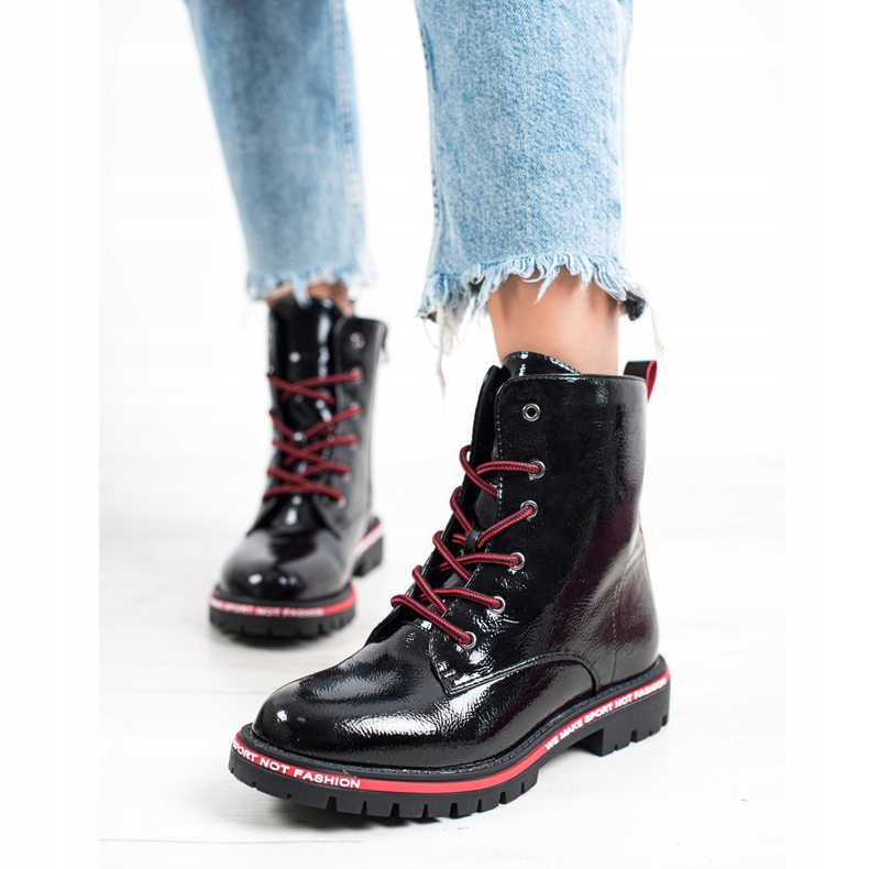 Goodin Lakatut ansastajat musta punainen 1