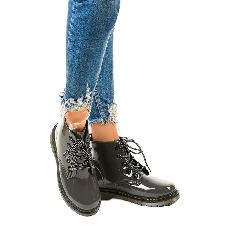 Harmaat kiiltonahkakengät TL143-7 1