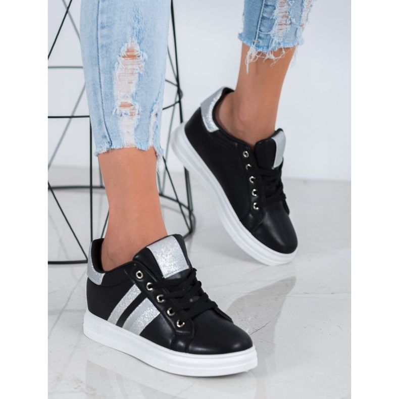 SHELOVET Urheilukengät kiilalla musta 2