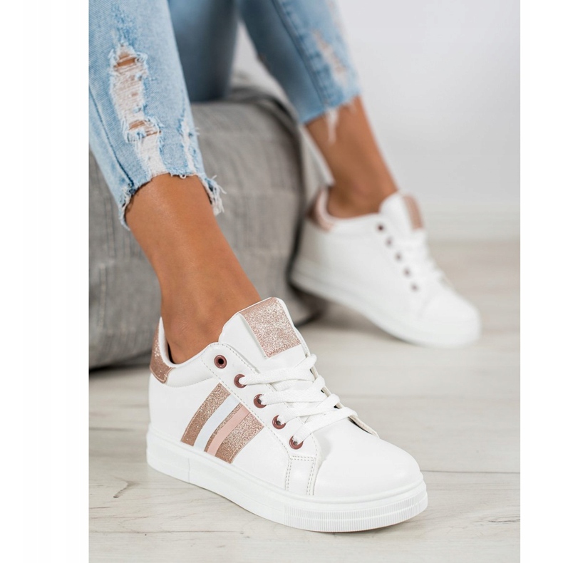 SHELOVET Urheilukengät kiilalla valkoinen 1