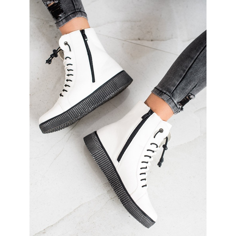 SHELOVET Valkoisia työntekijöitä alustalla valkoinen 1