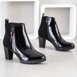 Gogo Kiiltonahkakengät musta 1