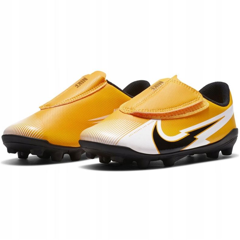 Nike Mercurial Vapor 13 Club Mg PS (V) Jr AT8162 801 jalkapallokengät keltainen keltainen 1