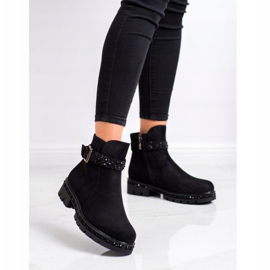 Bella Star Mustat saappaat koristeilla 2